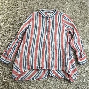Artisan Ny Striped Button Down Shirt in Red, White, and Blue